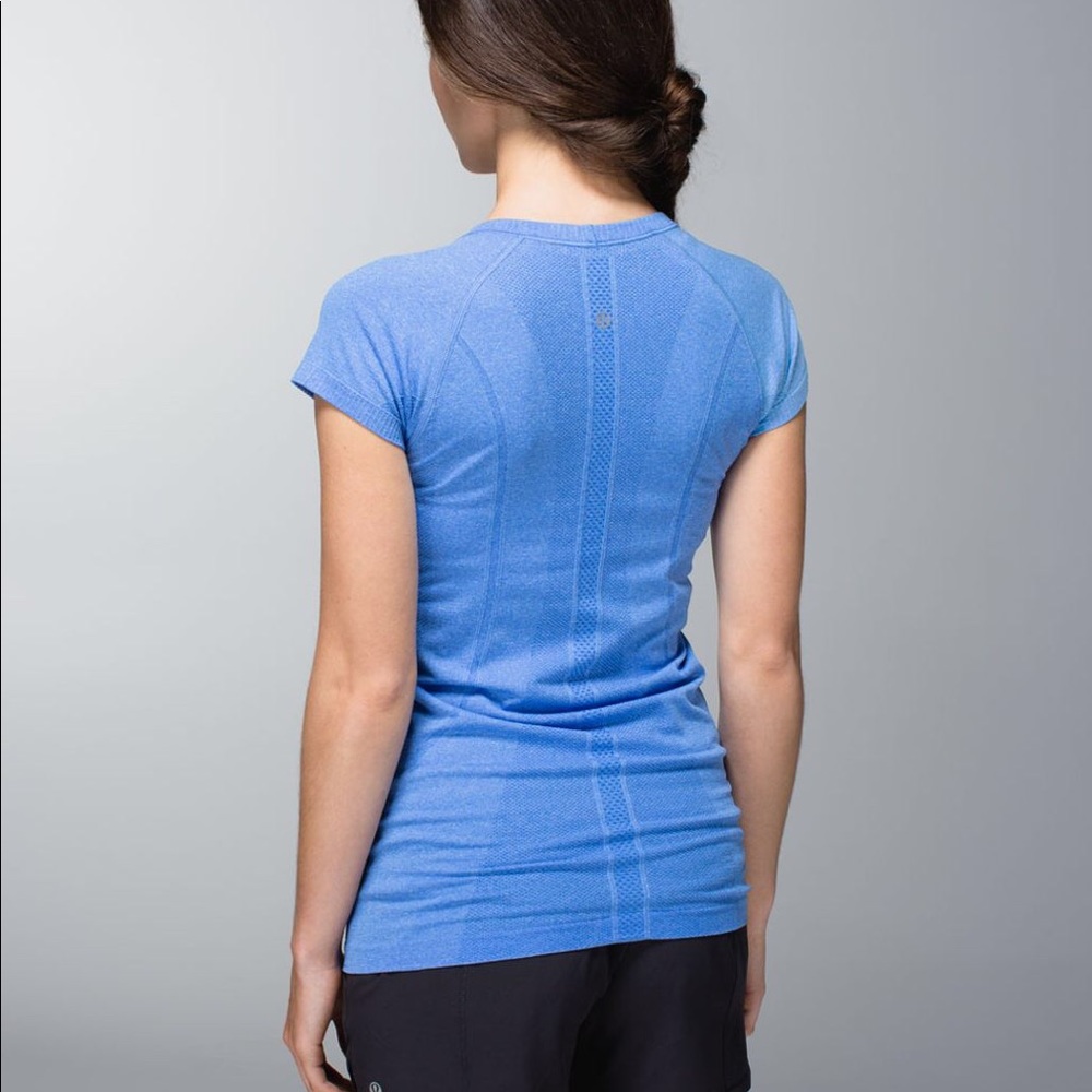 BNWOT Lululemon Swiftly blue Tech Top size 4